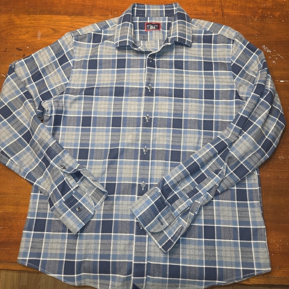 UNTUCKit Blue and White Checkered Men's Shirt - Picture 1 of 6